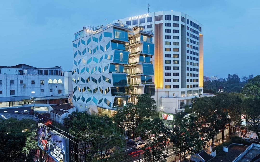 Hotel U Janevalla (sumber constructionplusasia.com)