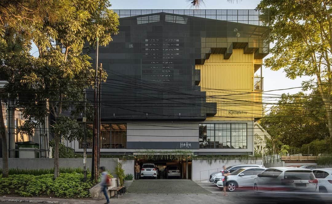 Kollektiv Hotel Bandung (sumber associatedarchitects.com)