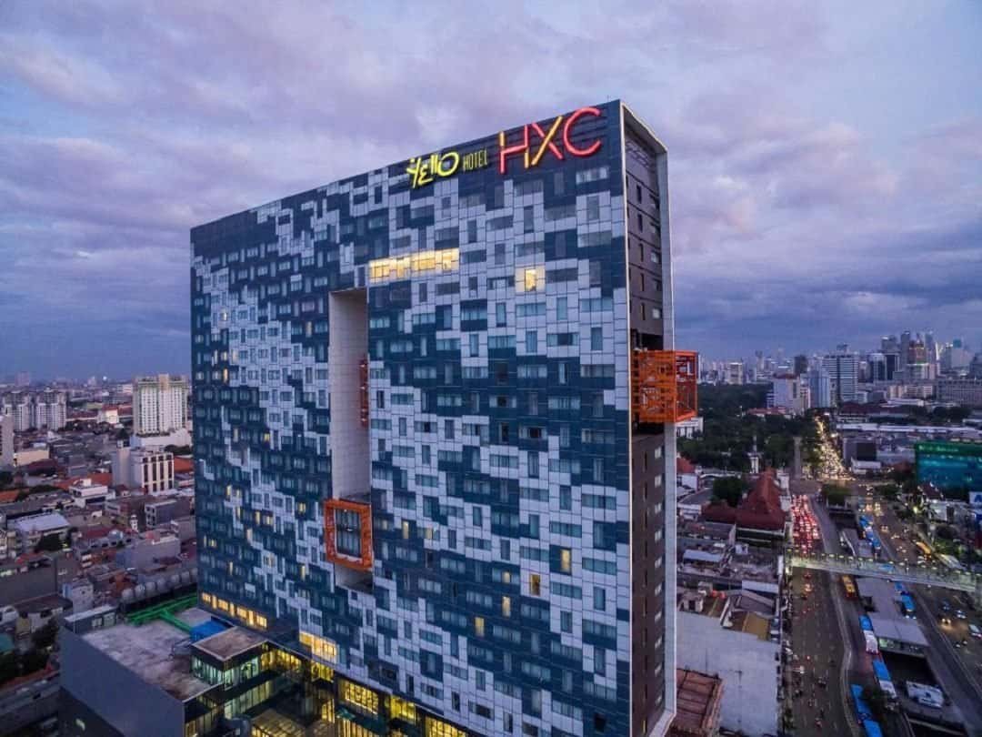 Yello Hotel Harmoni (sumber agoda.com)