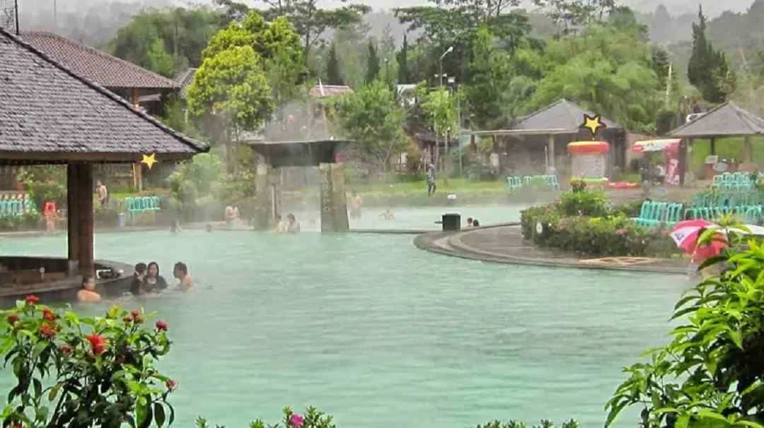 Pemandian Air Panas di Bandung, Cocok untuk Wisata Keluarga!