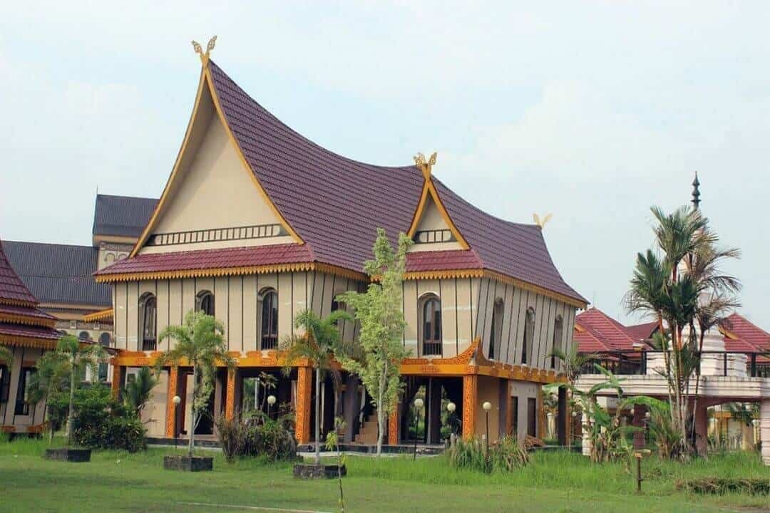 Kepulauan Riau (sumber bramblefurniture.com)