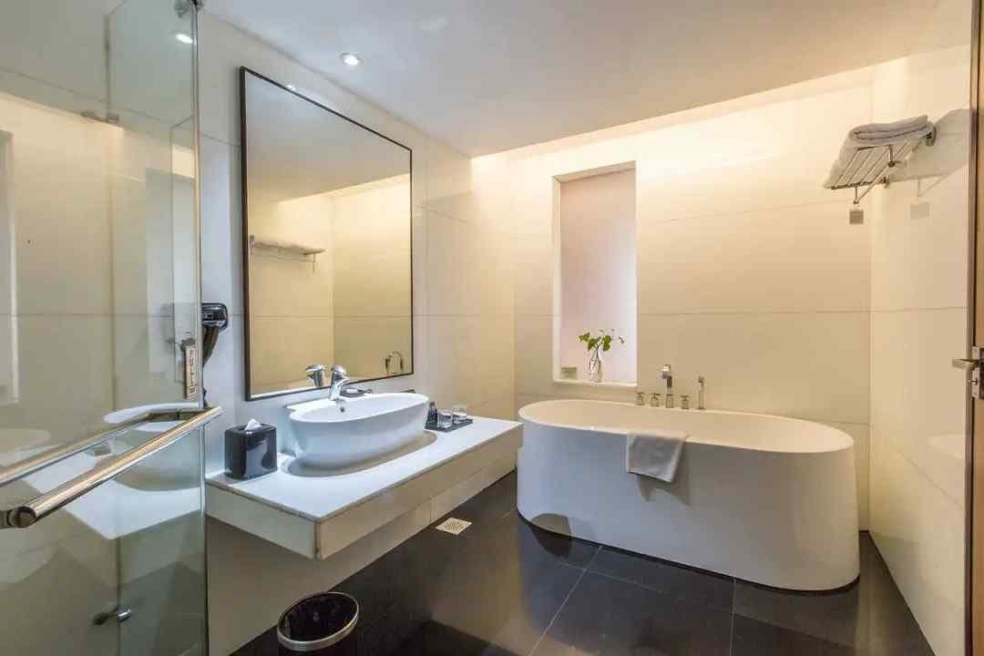 kamar mandi hotel