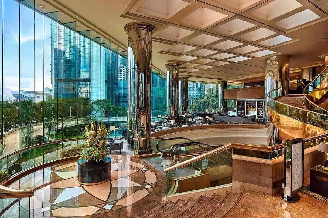 Hotel Dekat Tunjungan Plaza Surabaya