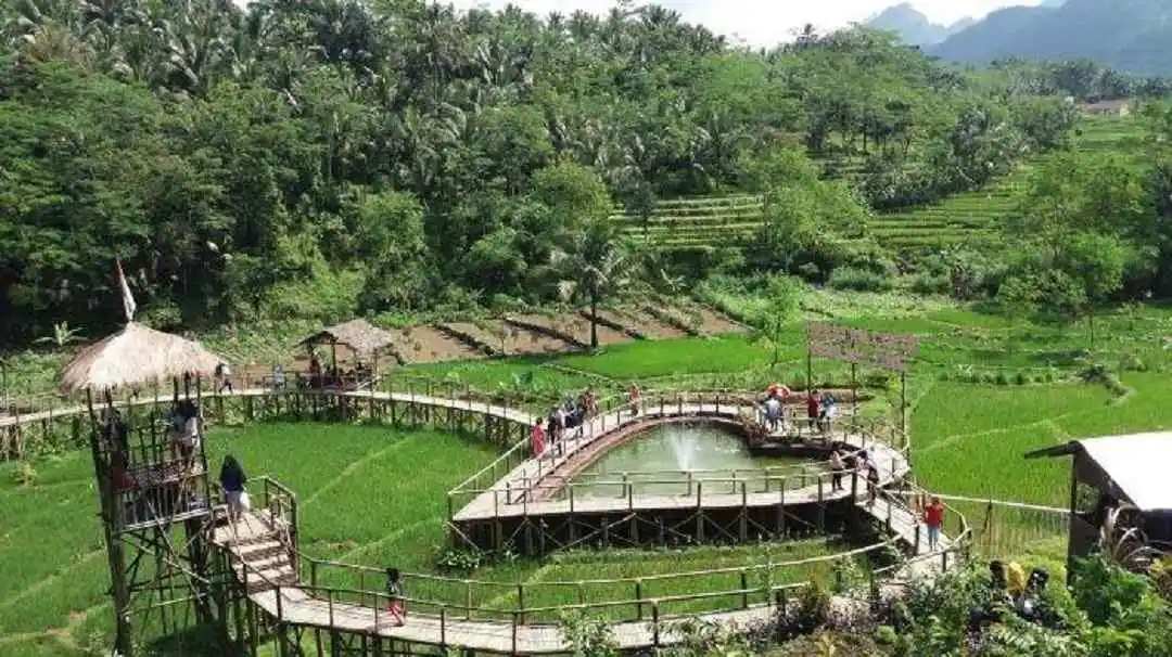 Jembatan Cinta Pring Wulung 