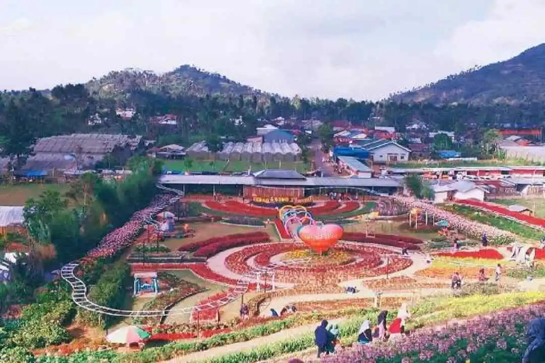Kutabawa Rainbow Garden 