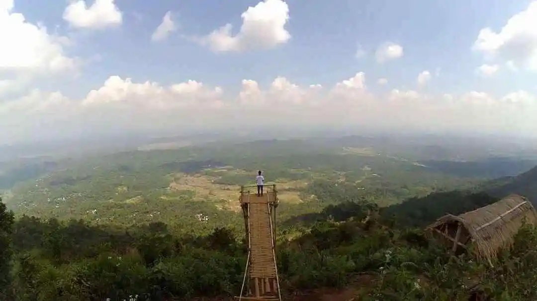 Puncak Sendaren