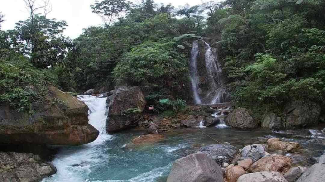 Curug Ciburial  
