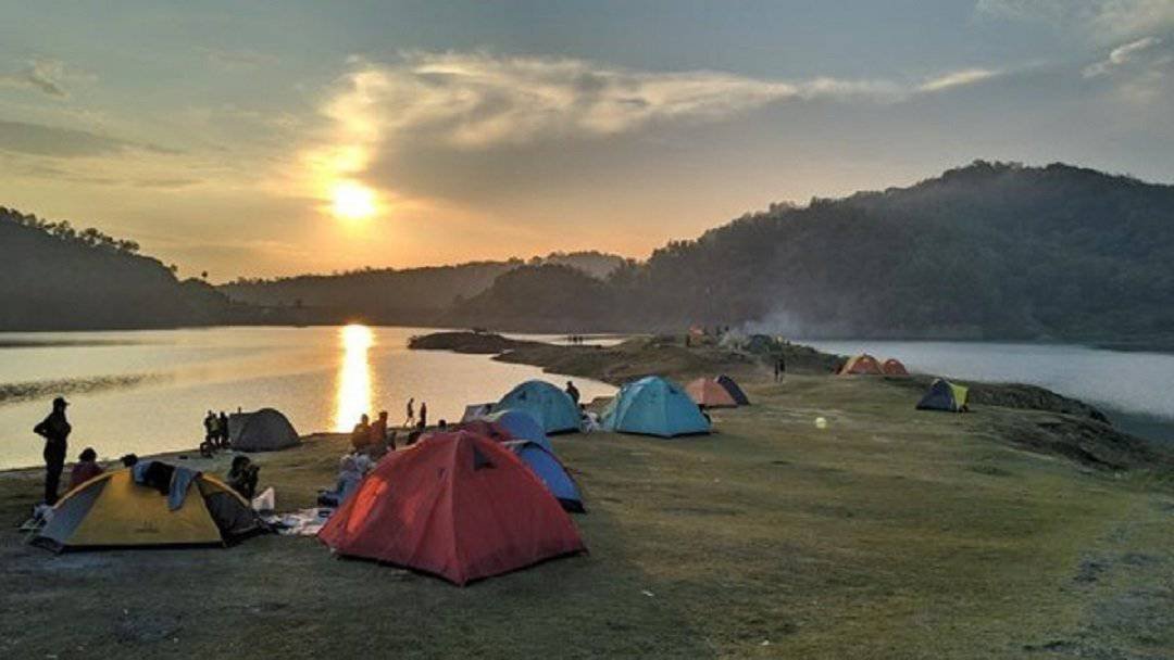 Refreshing di Waduk Sermo