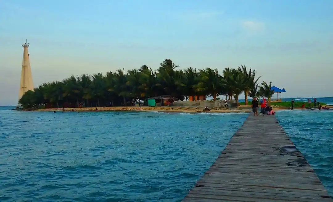 Pantai Pulau Segajah