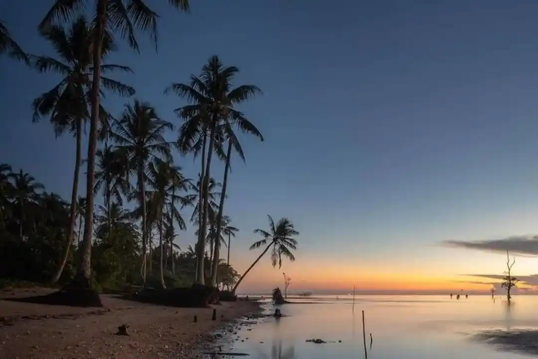 Pantai Serumpun 