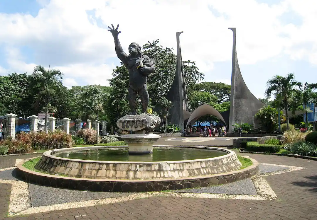 kebun binatang ragunan