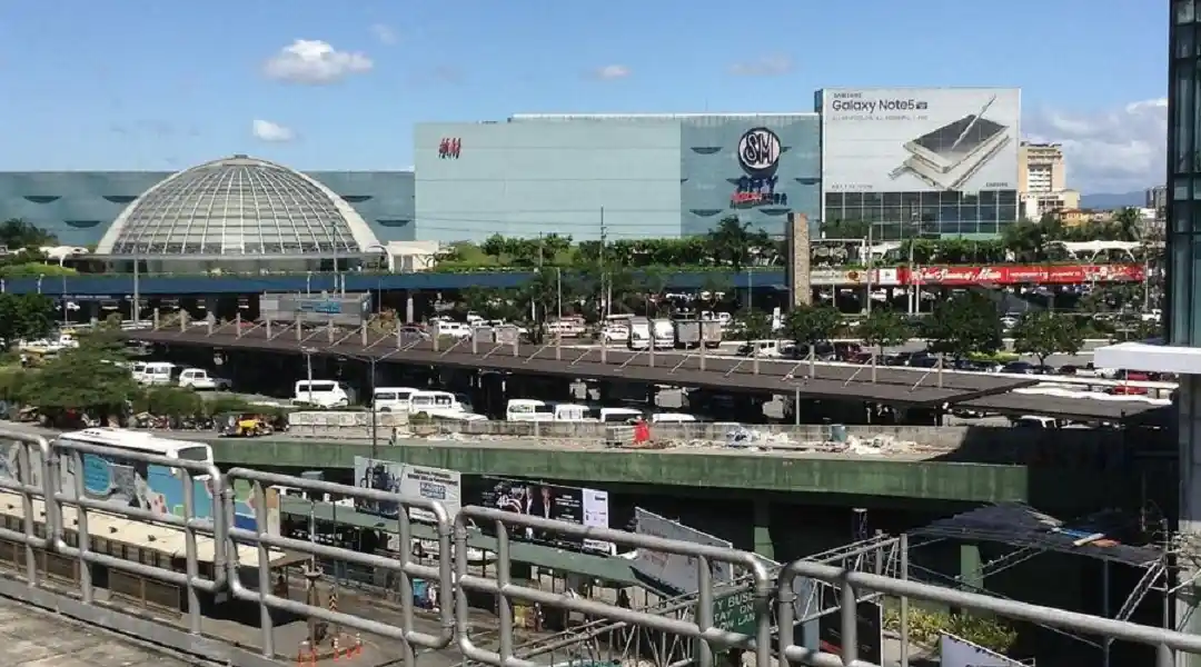 SM City North Edsa, Filipina