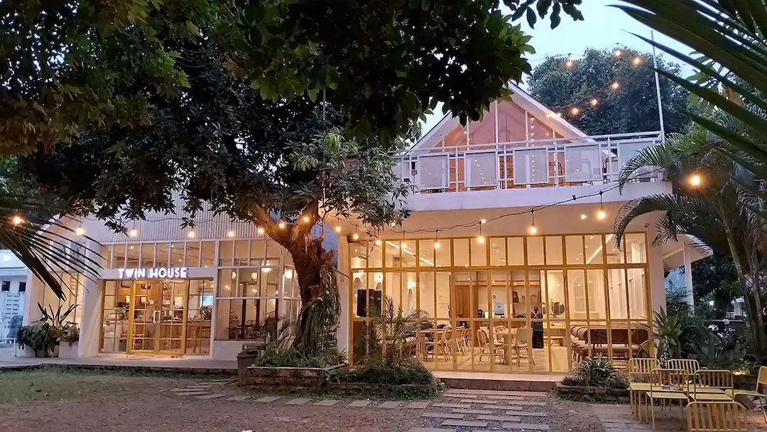 twin house