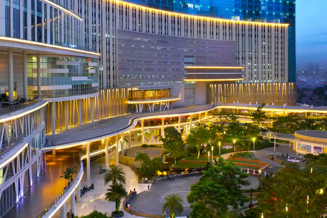 Central Park Mall
