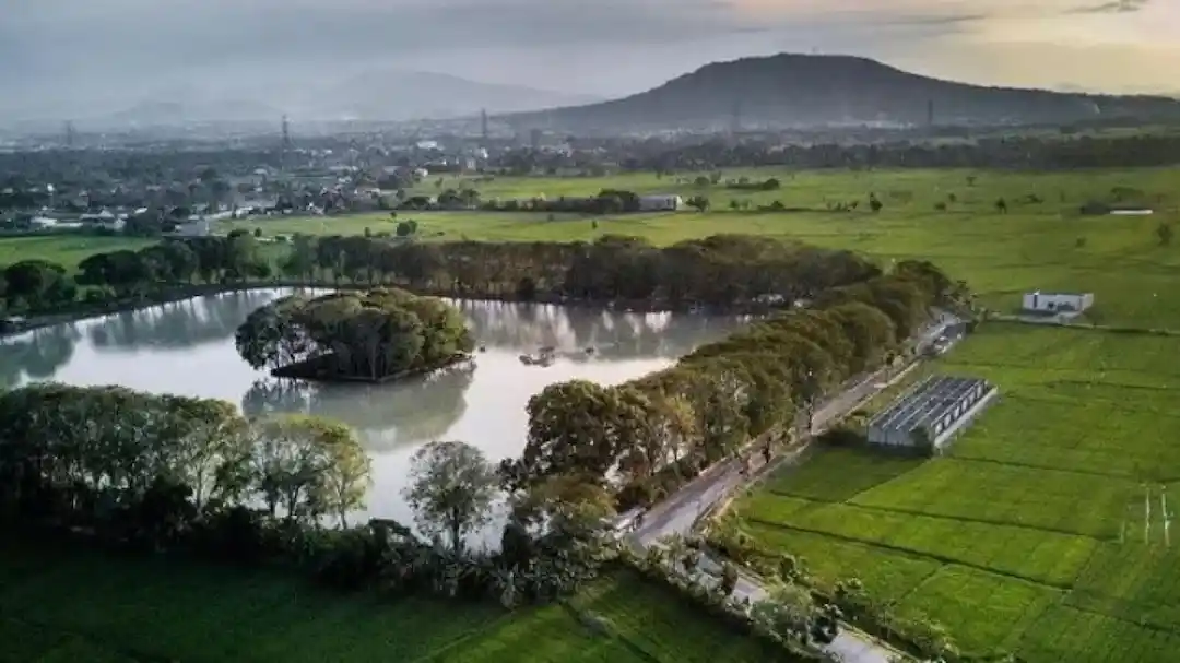 Danau Tasikardi