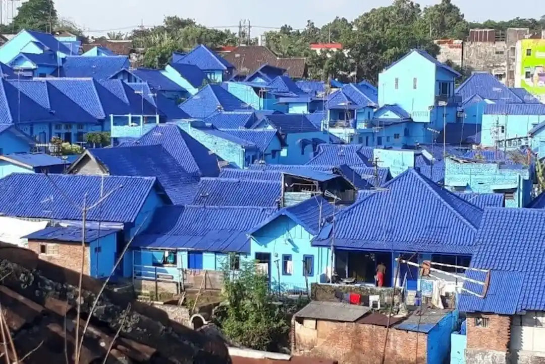 Kampung Biru Arema