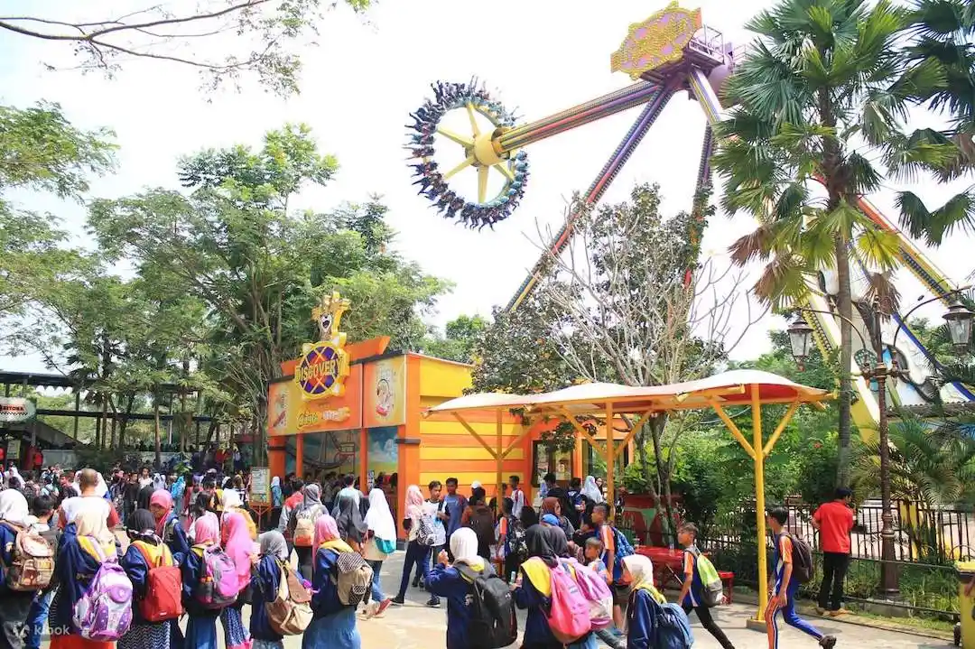 Jungleland Adventure Theme Park