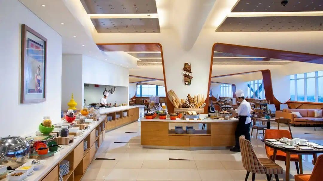 Kava Restaurant - Fairfield by Marriott