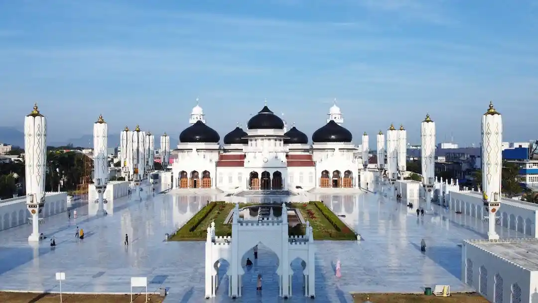 13 Oleh Oleh Khas Mekah Arab Saudi, Wajib Dibawa Pulang!