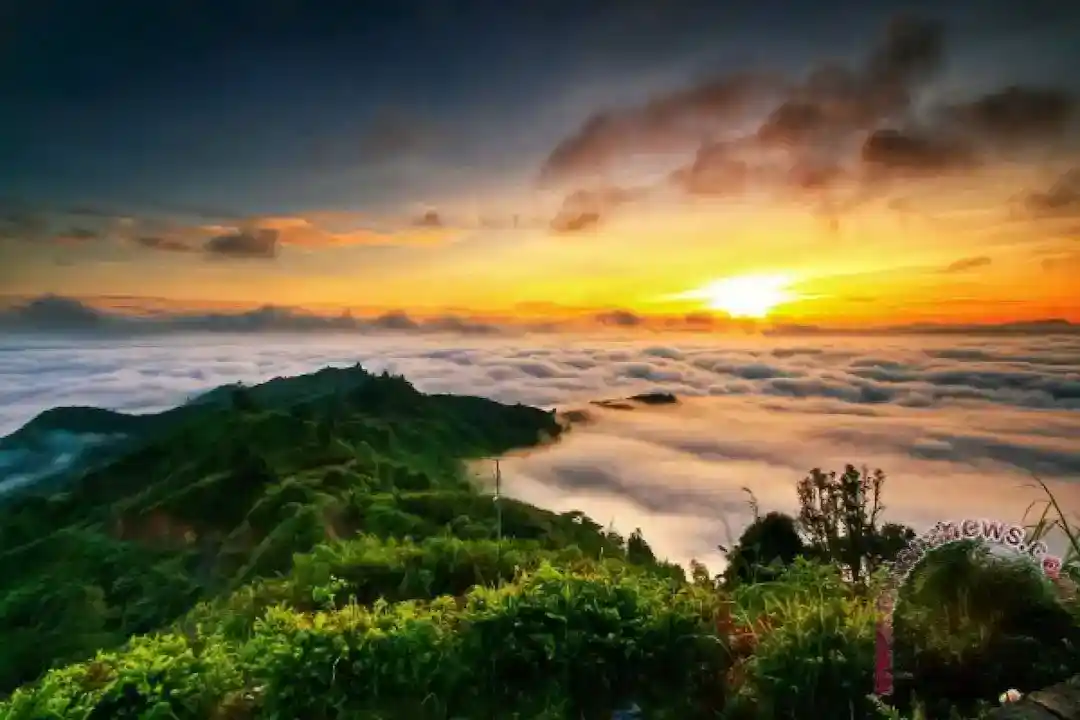 Bukit Kayangan