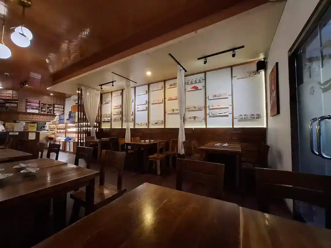 Hikaru Dining