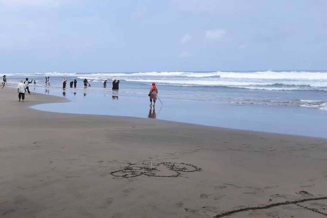 Pantai Cipatujah tasik